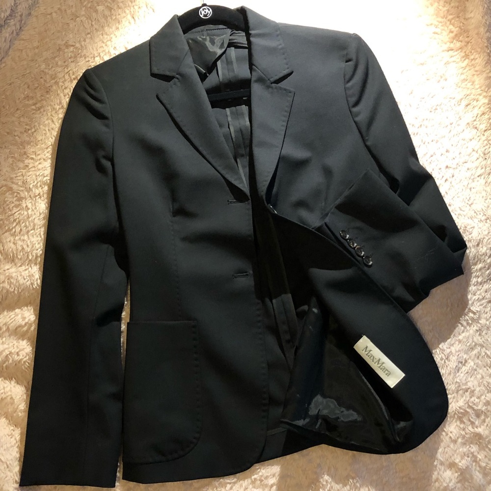 MaxMara Black Jacket